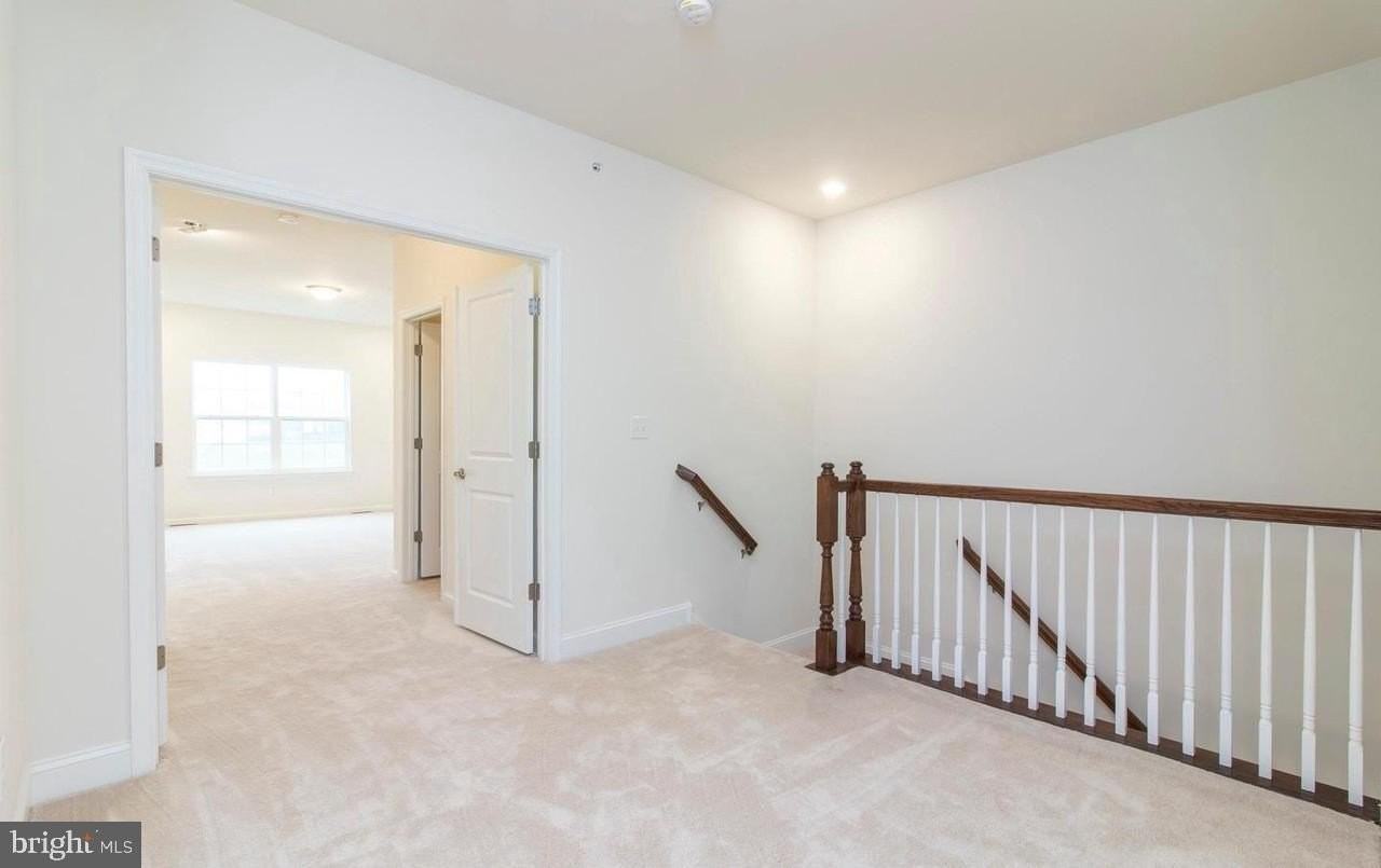 128 Golden Vale Dr - Photo 7 of 16
