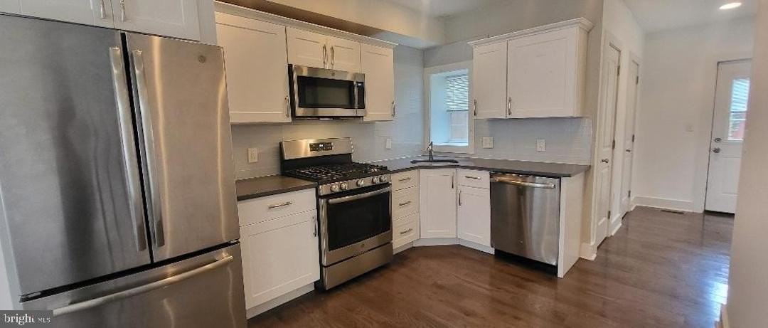 1728 N Stillman St - Photo 7 of 41