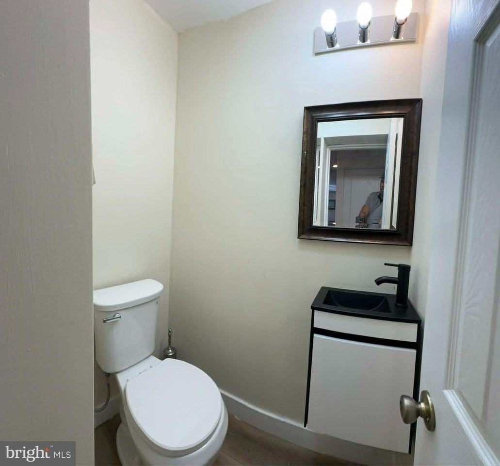 1209 Peters St - Photo 5 of 11
