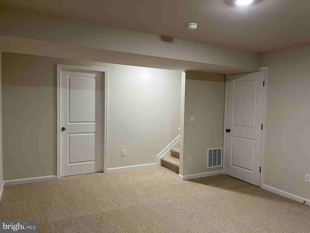 141 Charing Cross Dr - Photo 5 of 13