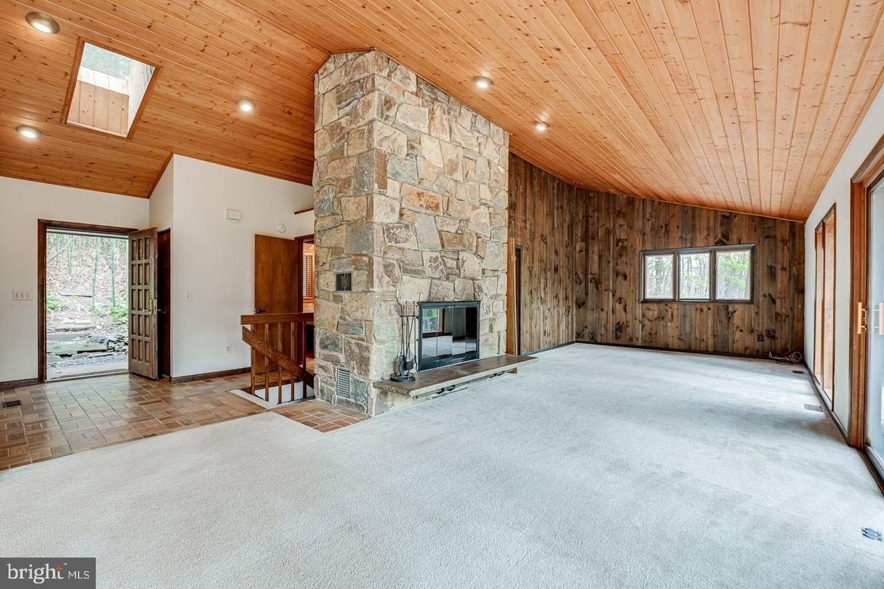 1328 Potomac School Rd - Photo 3 of 31