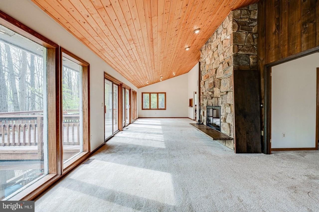 1328 Potomac School Rd - Photo 6 of 31