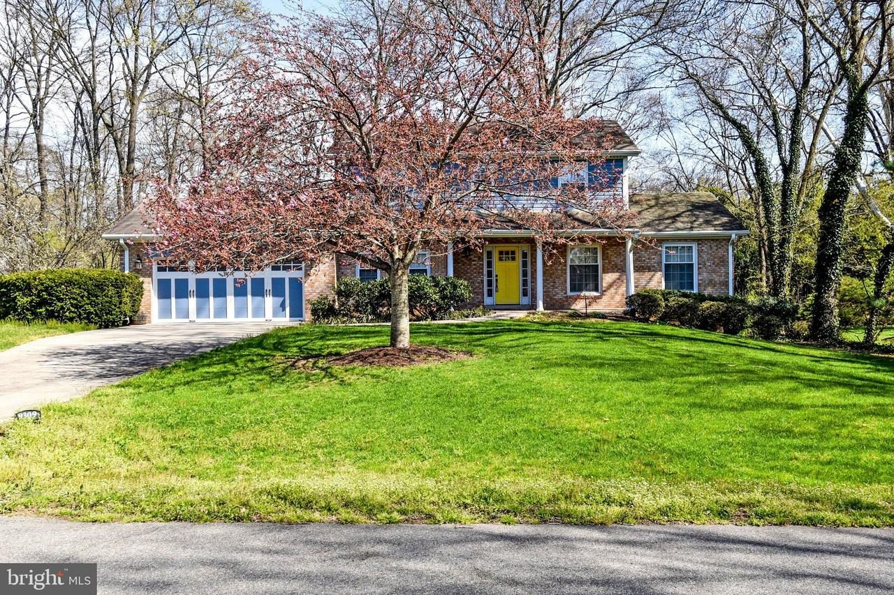 9309 Reef Ct - Photo 2 of 50