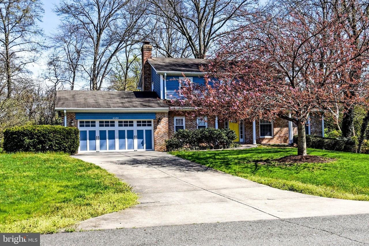 9309 Reef Ct - Photo 3 of 50