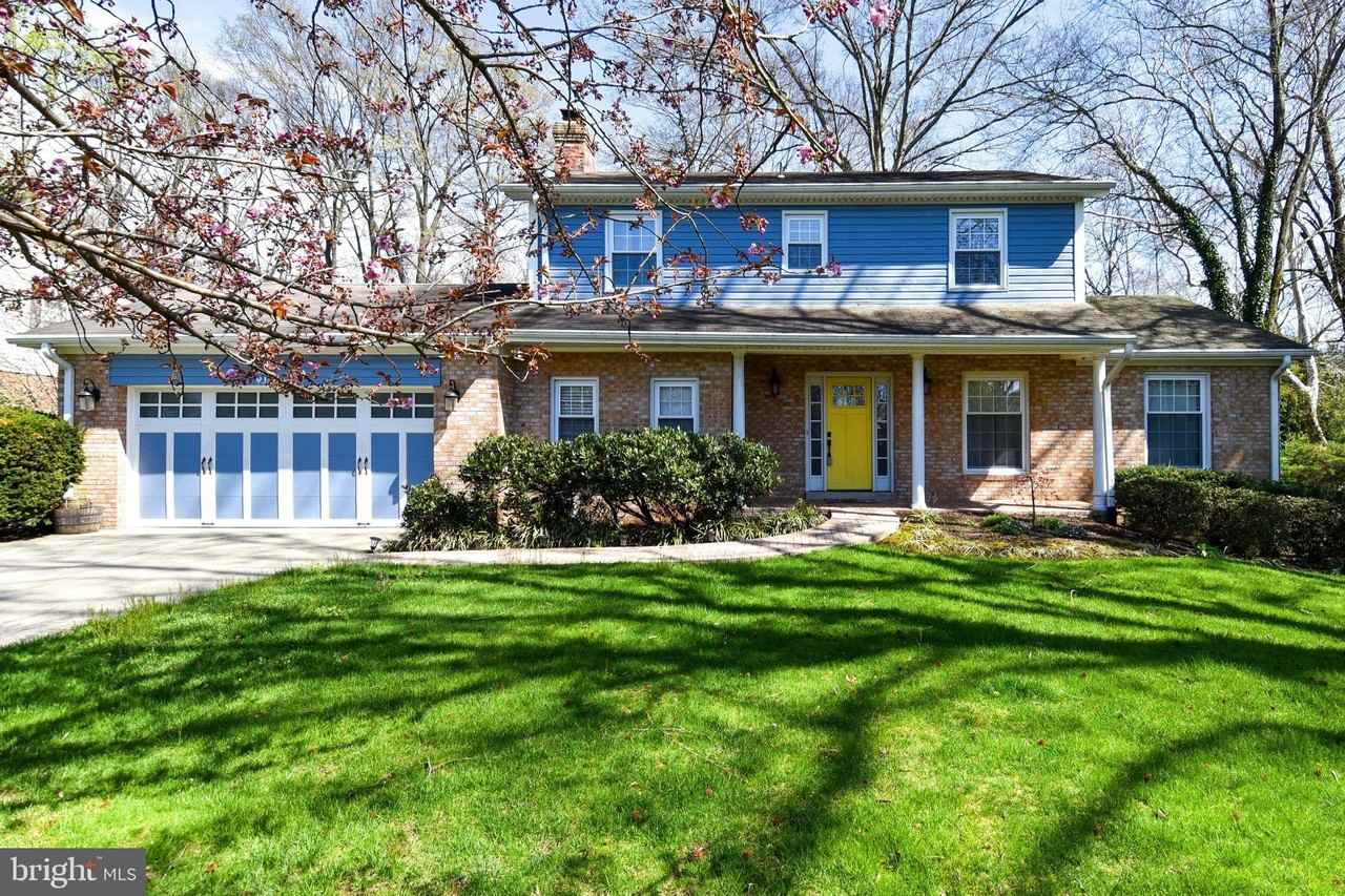9309 Reef Ct - Photo 4 of 50