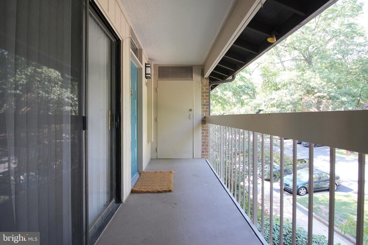 1570 Moorings Dr #22B - Photo 3 of 11