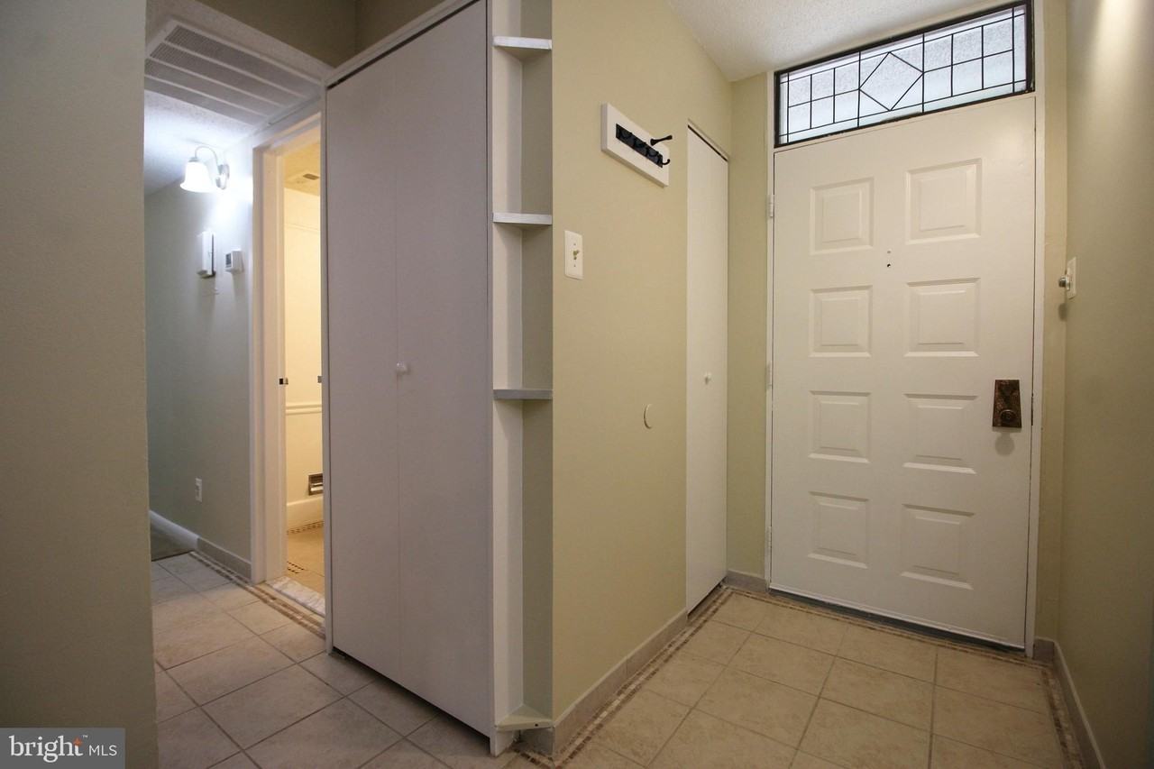 1570 Moorings Dr #22B - Photo 4 of 11