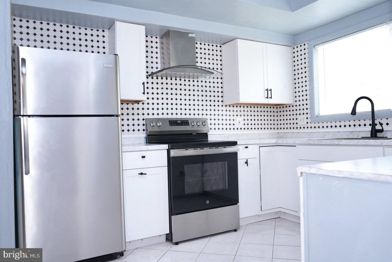13315 Schwenger Pl - Photo 7 of 20