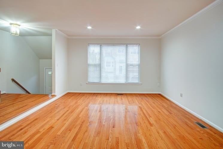 6912 Kerrywood Cir - Photo 4 of 34