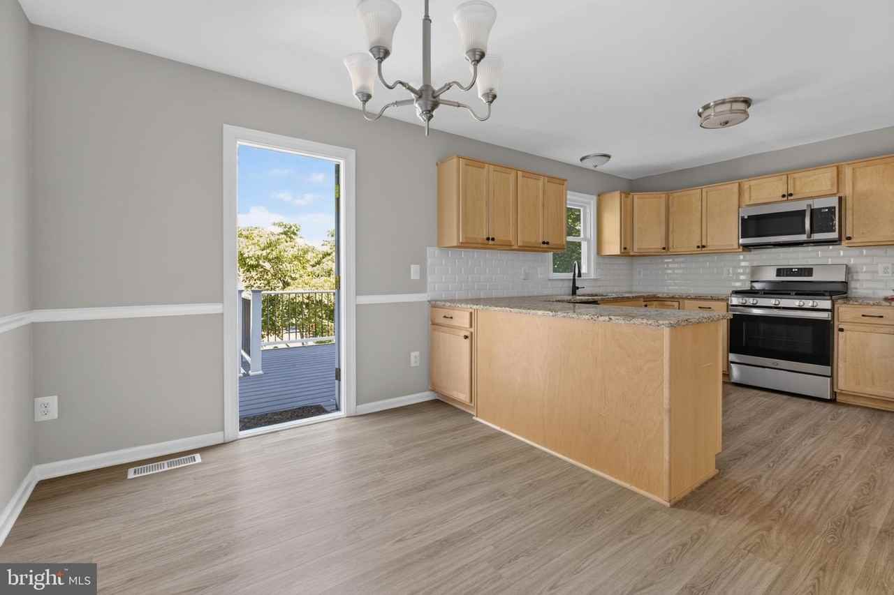 722 Hetzel Ter Se - Photo 7 of 36