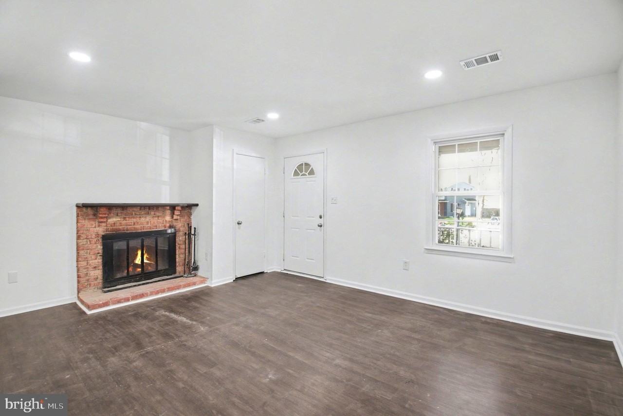 14113 Morrison Ct - Photo 5 of 27