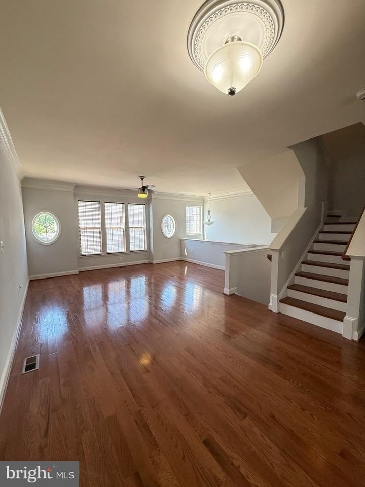 2618 Glenriver Way - Photo 2 of 17