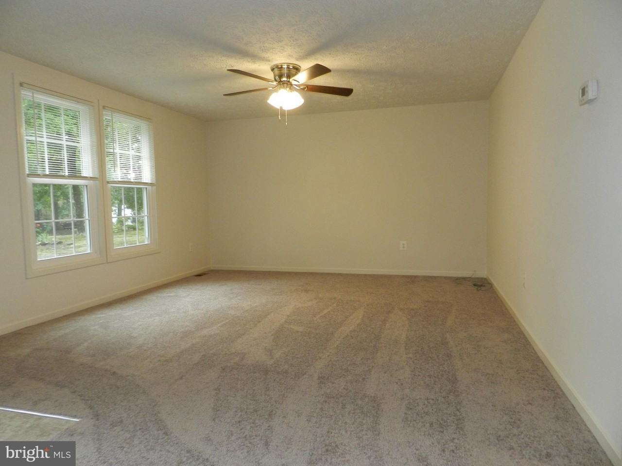 10605 Holleybrooke Dr - Photo 3 of 32