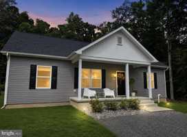 featured image of 903 Albrough Blvd