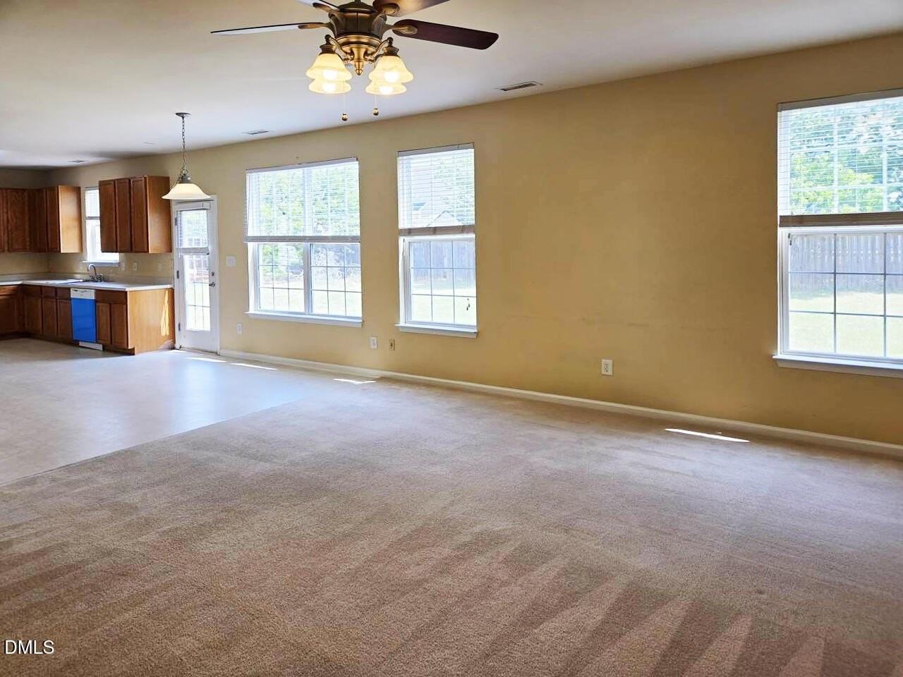 105 Chandler Springs Dr - Photo 5 of 17