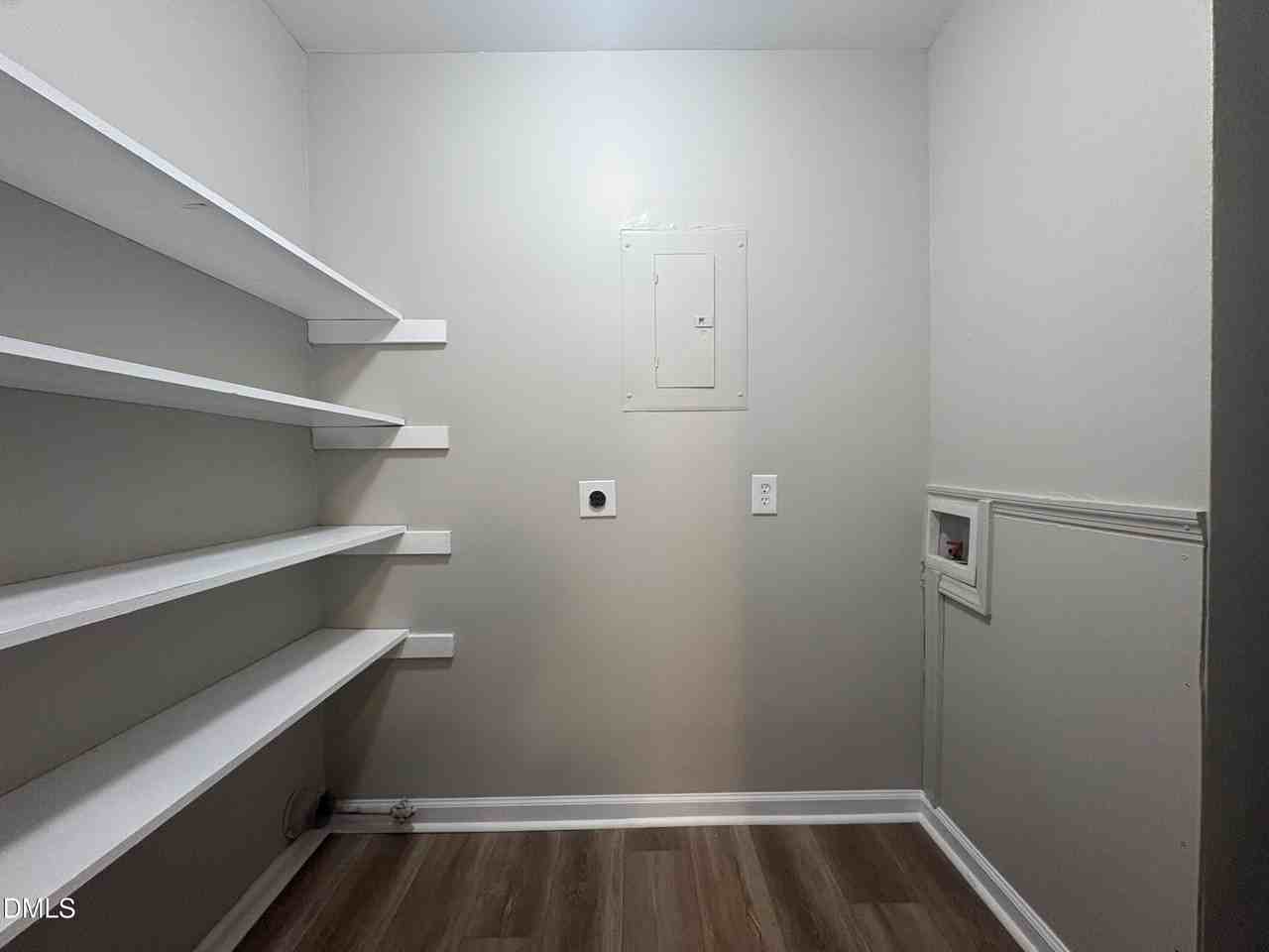 745 Grantland Dr - Photo 7 of 23