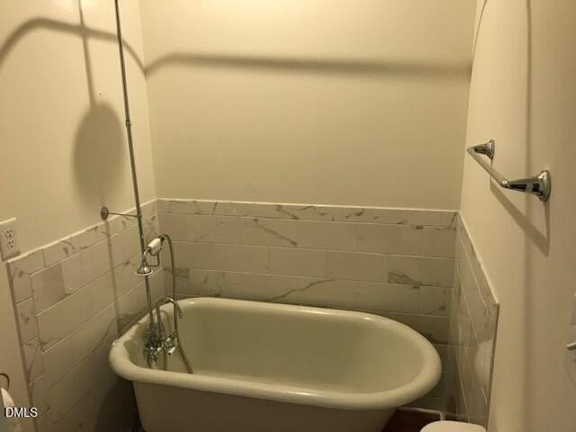 309 E Lane St - Photo 2 of 20