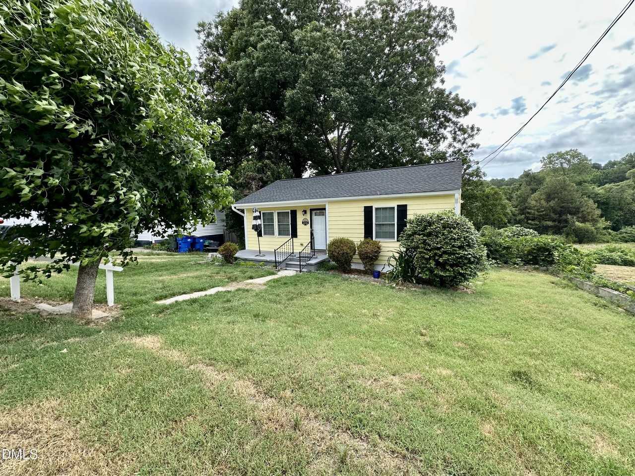 2725 Newbold St - Photo 3 of 19