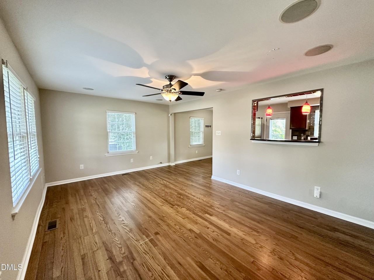 2725 Newbold St - Photo 5 of 19