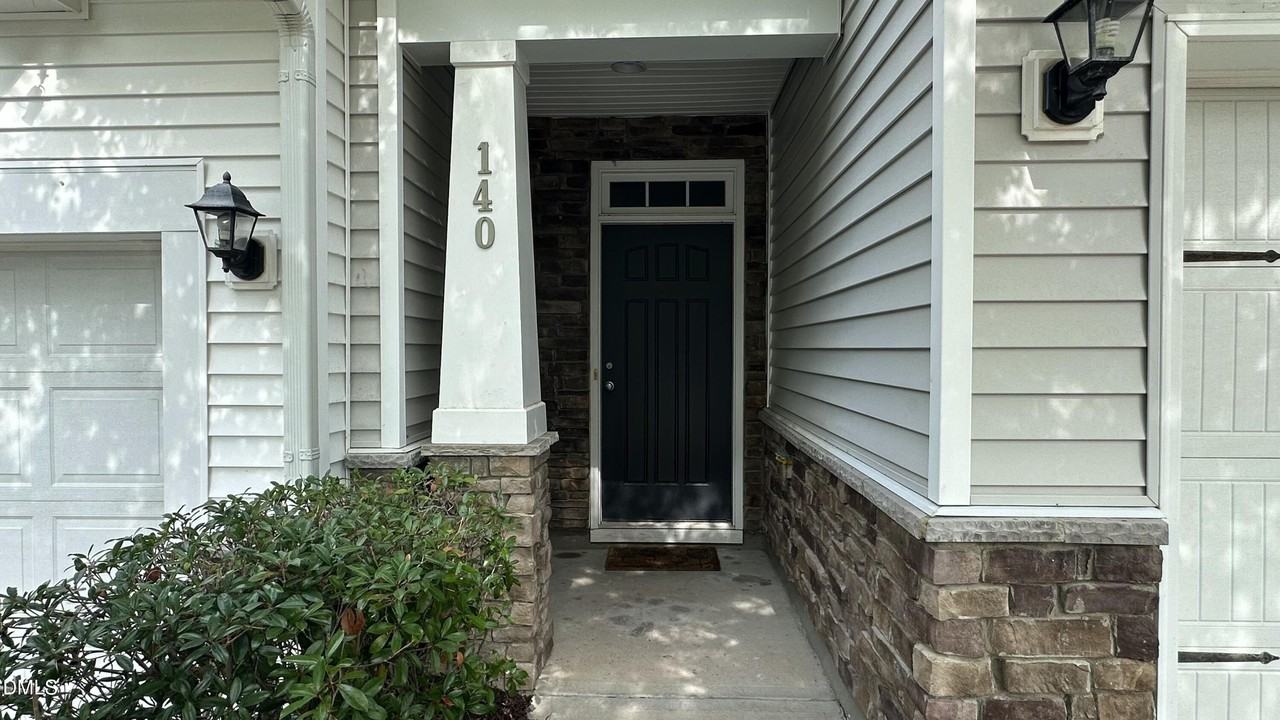 140 Skyros Loop - Photo 2 of 25
