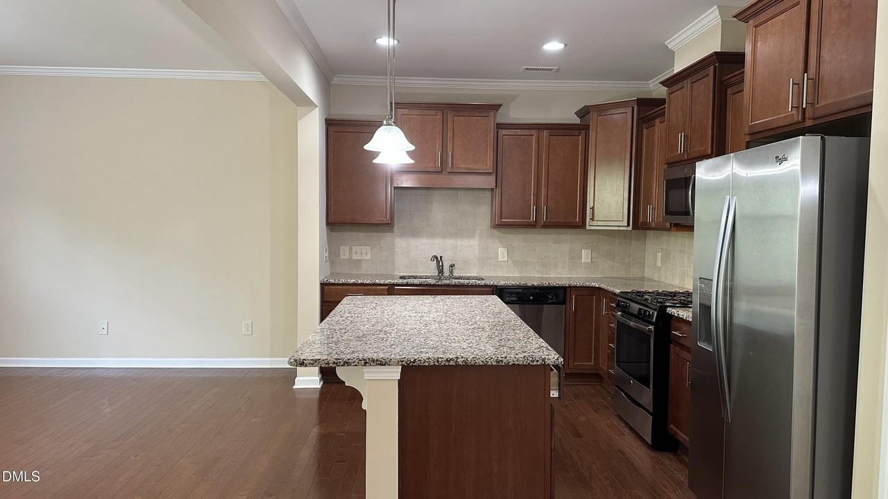140 Skyros Loop - Photo 3 of 25