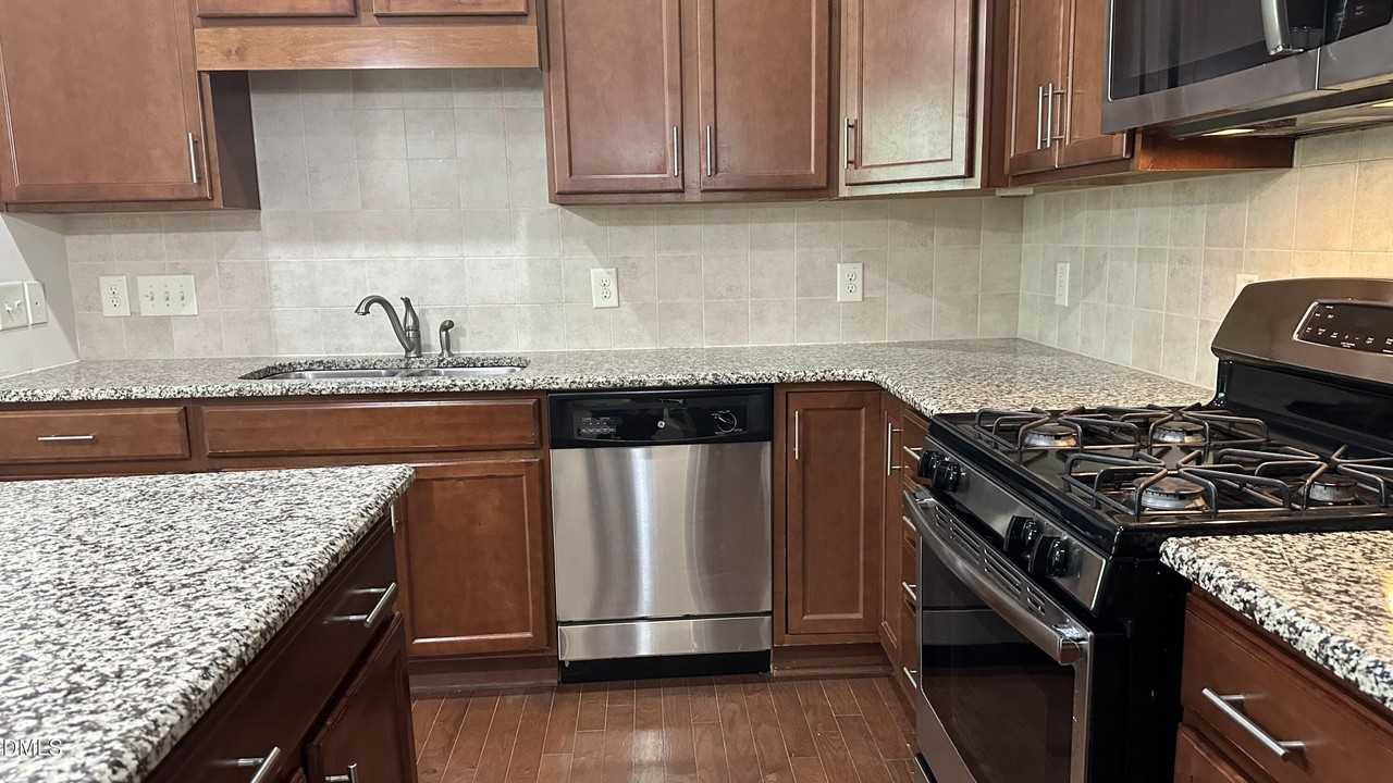 140 Skyros Loop - Photo 7 of 25