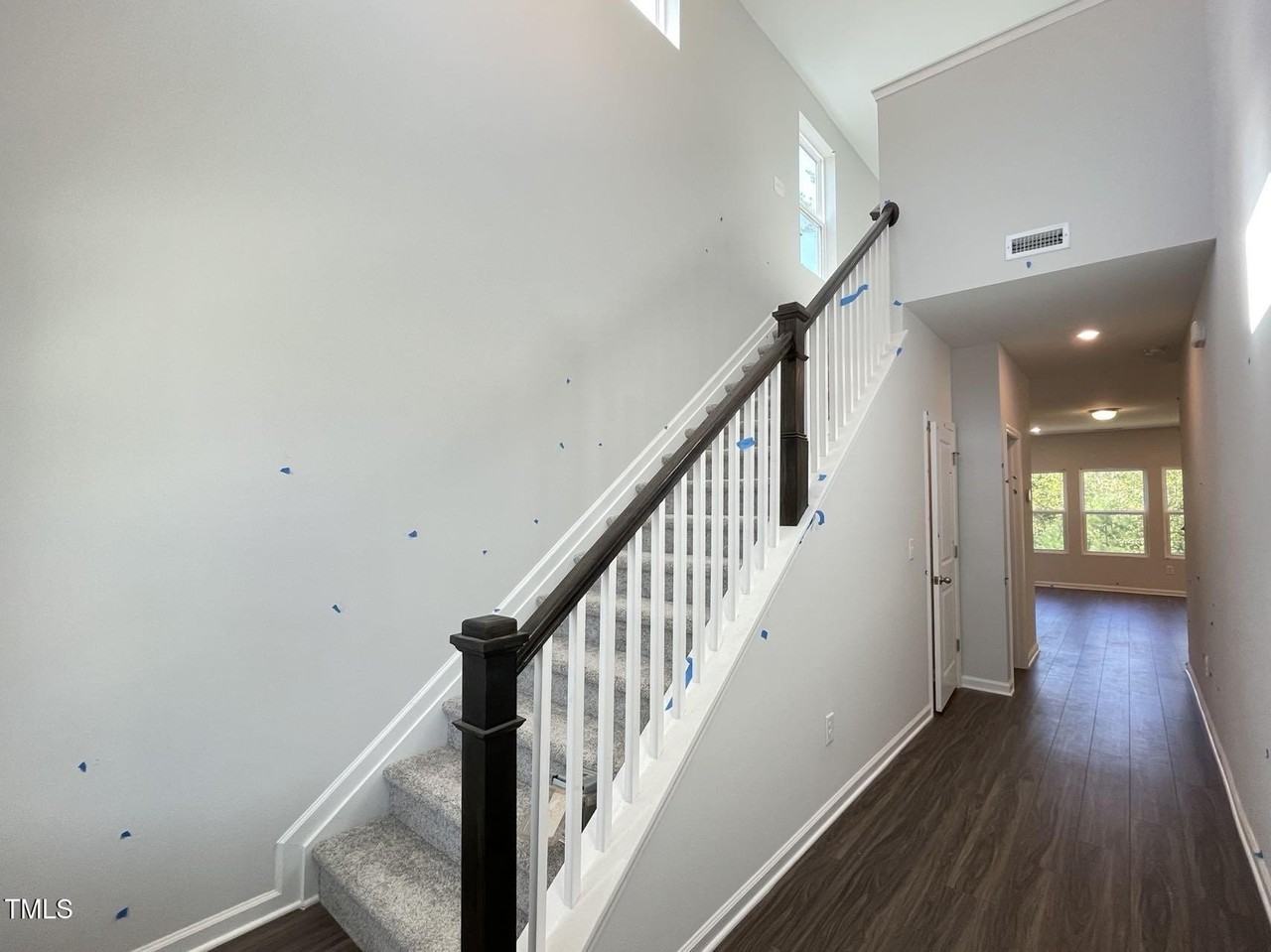 700 Sage Oak Ln - Photo 4 of 50