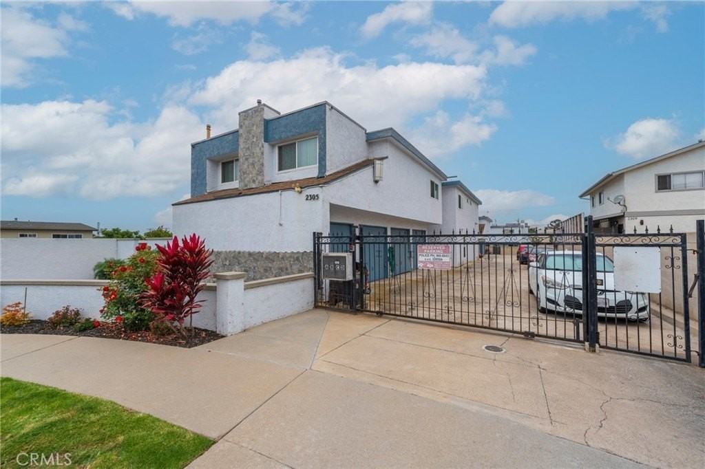 2306 Delaware St #B - Photo 2 of 22