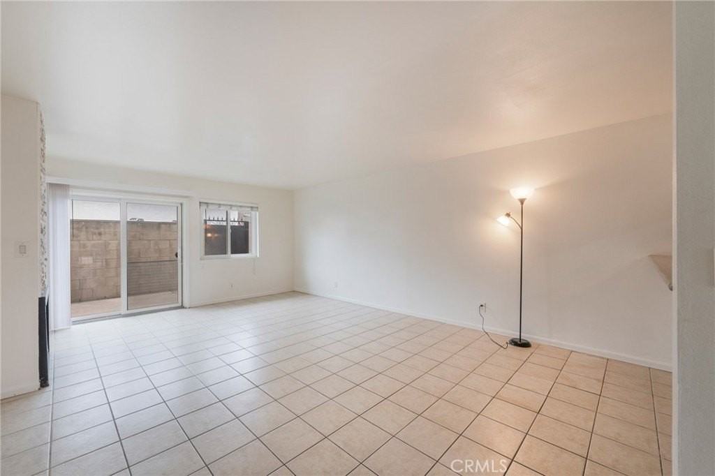 2306 Delaware St #B - Photo 3 of 22