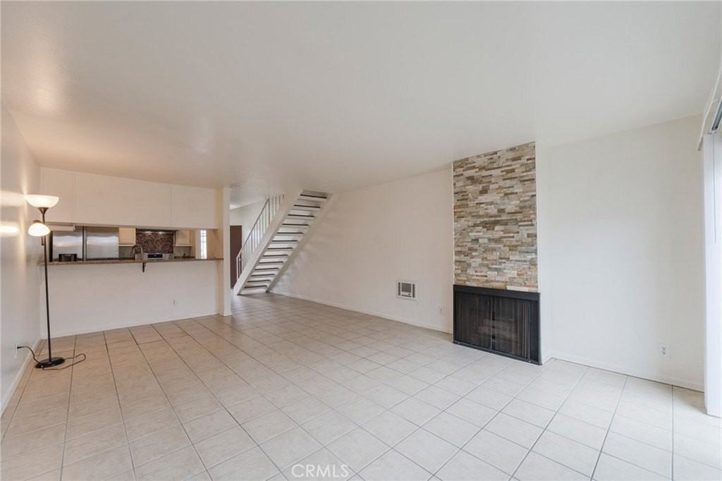 2306 Delaware St #B - Photo 4 of 22