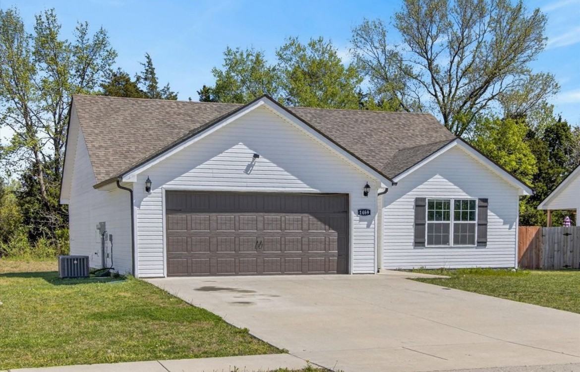 1469 Fredrick Dr #1 - Photo 2 of 10