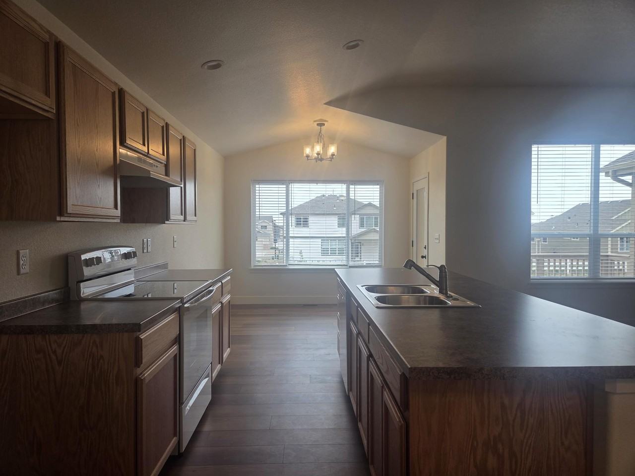 612 87th Ave #1 - Photo 6 of 21