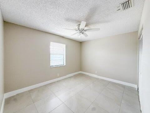 1515 N Federal Hwy #8 - Photo 6 of 17