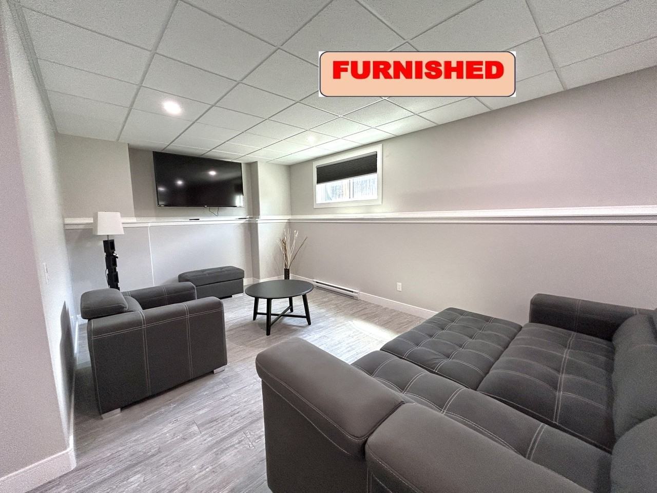 8304 B-8304 81 St - Photo 2 of 16