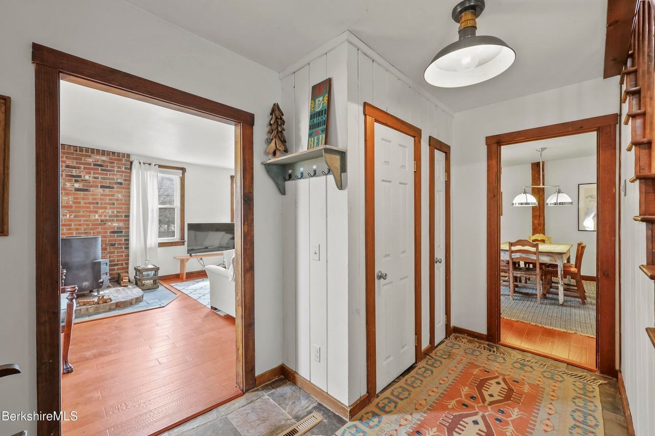 203-205 Main St Frnt #1 - Photo 6 of 18