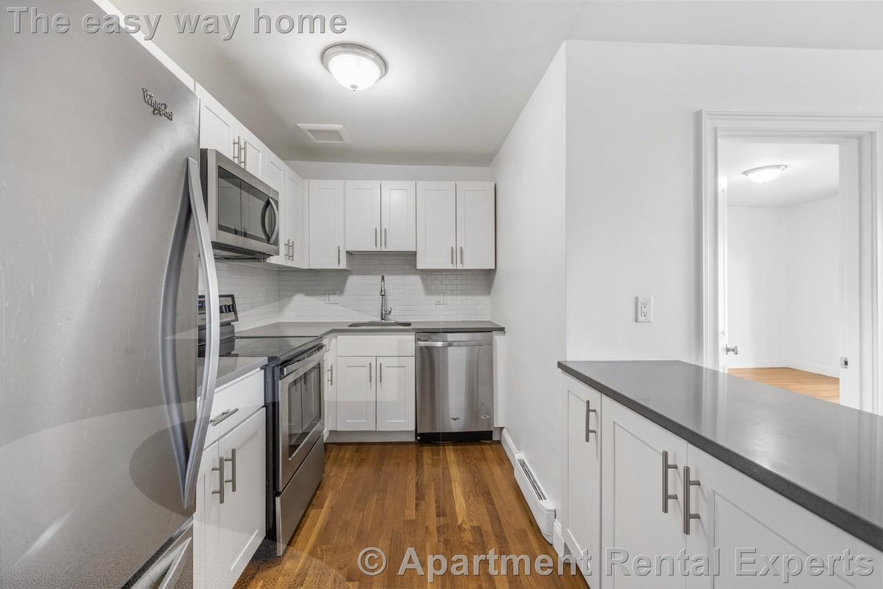 134 Summer St #5 - Photo 3 of 15