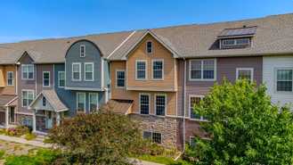 3600 Se Glenstone Dr #807 - Photo 1 of 1