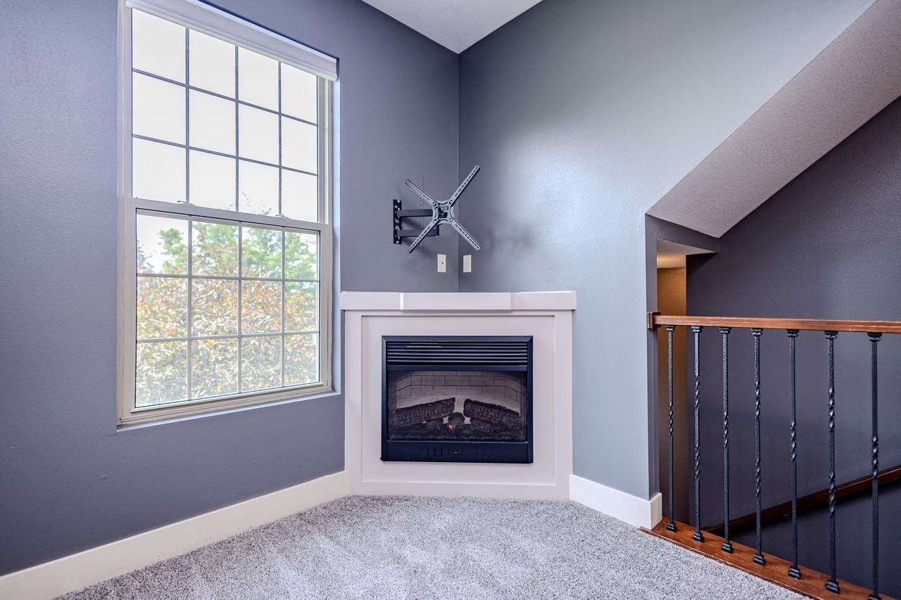 3600 Se Glenstone Dr #807 - Photo 6 of 19