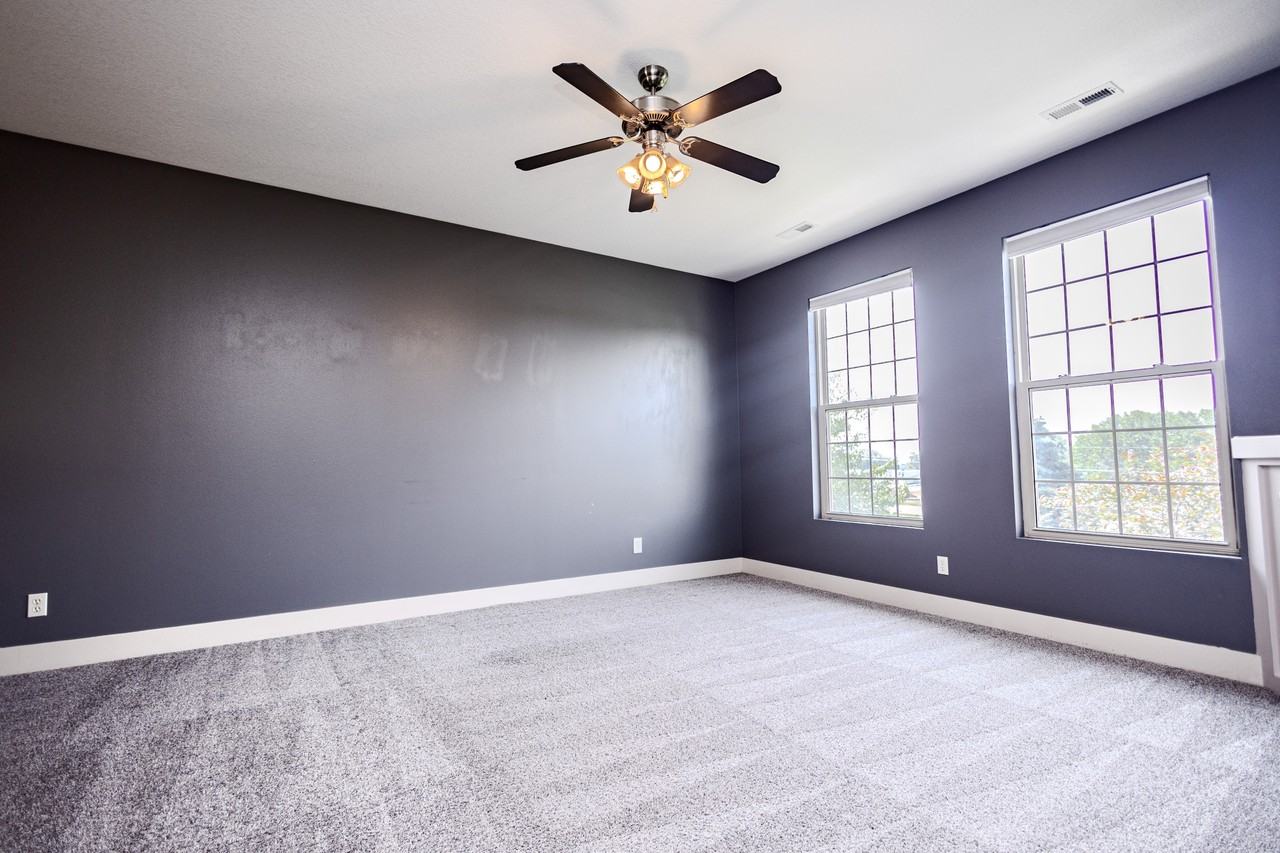3600 Se Glenstone Dr #807 - Photo 7 of 19