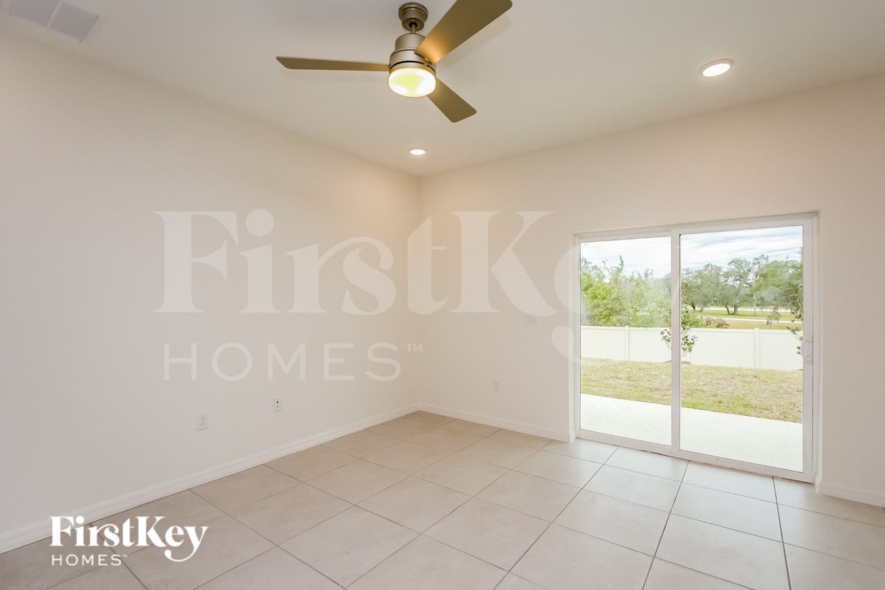 336 Corbel Ln - Photo 2 of 16