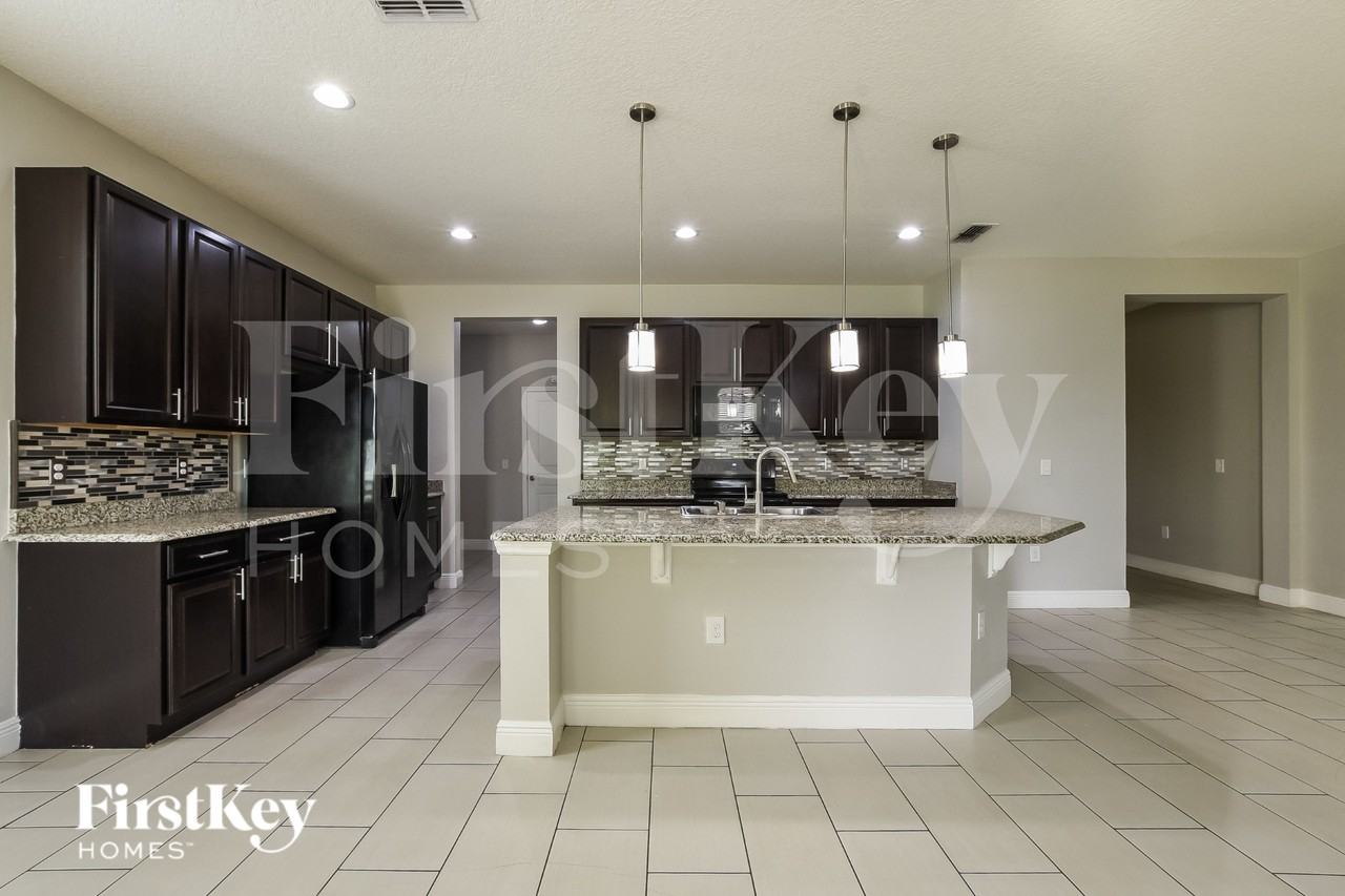 12018 Sumter Dr - Photo 6 of 16