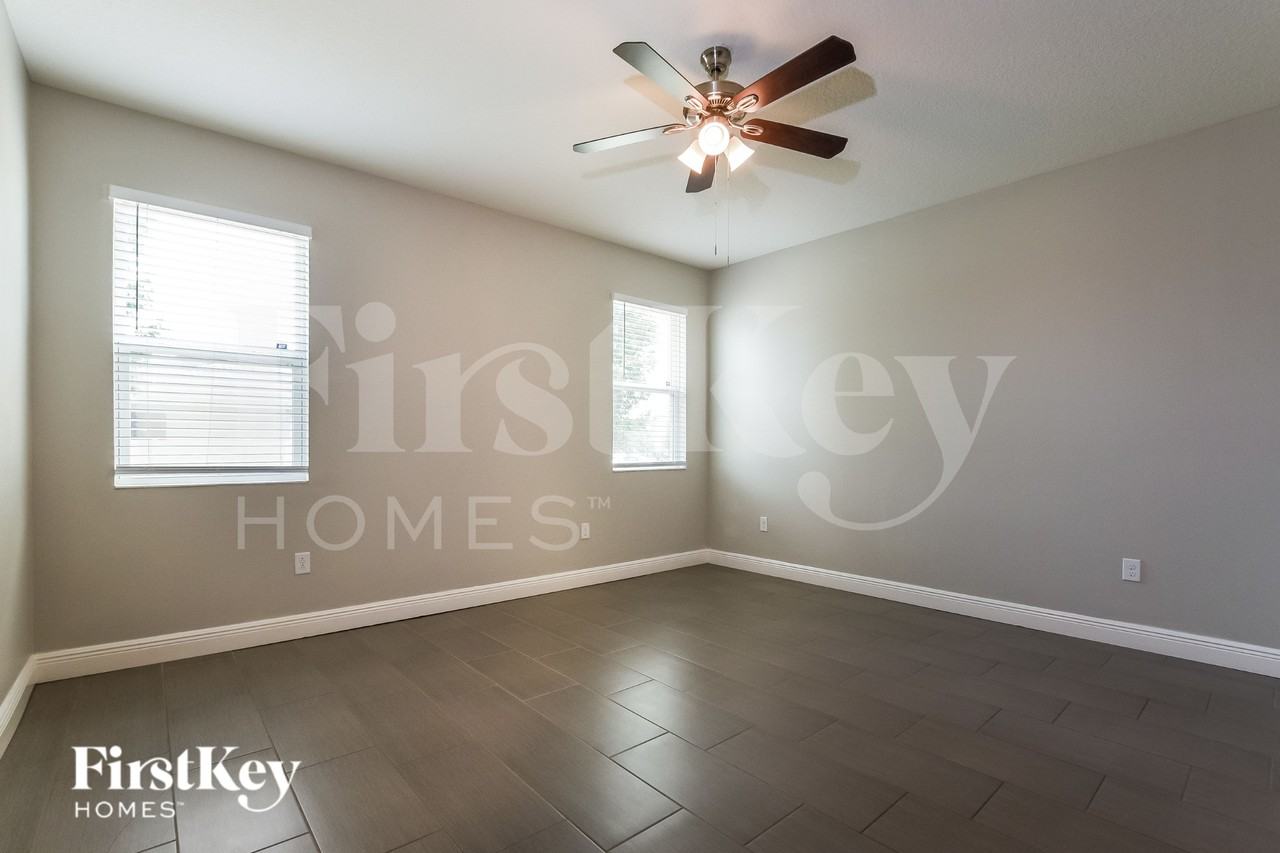 12018 Sumter Dr - Photo 7 of 16