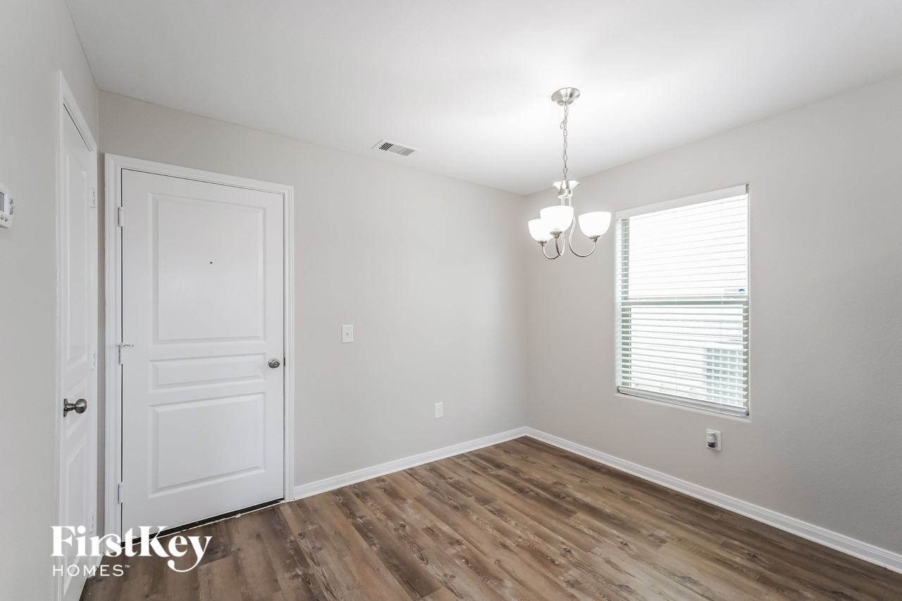 9923 Sanders Rose Ln - Photo 6 of 15