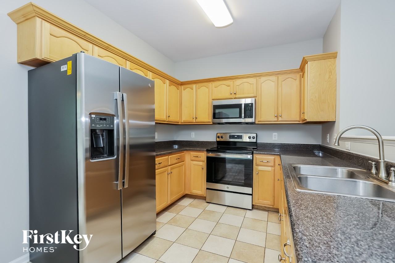 1934 Shafer Dr - Photo 6 of 15