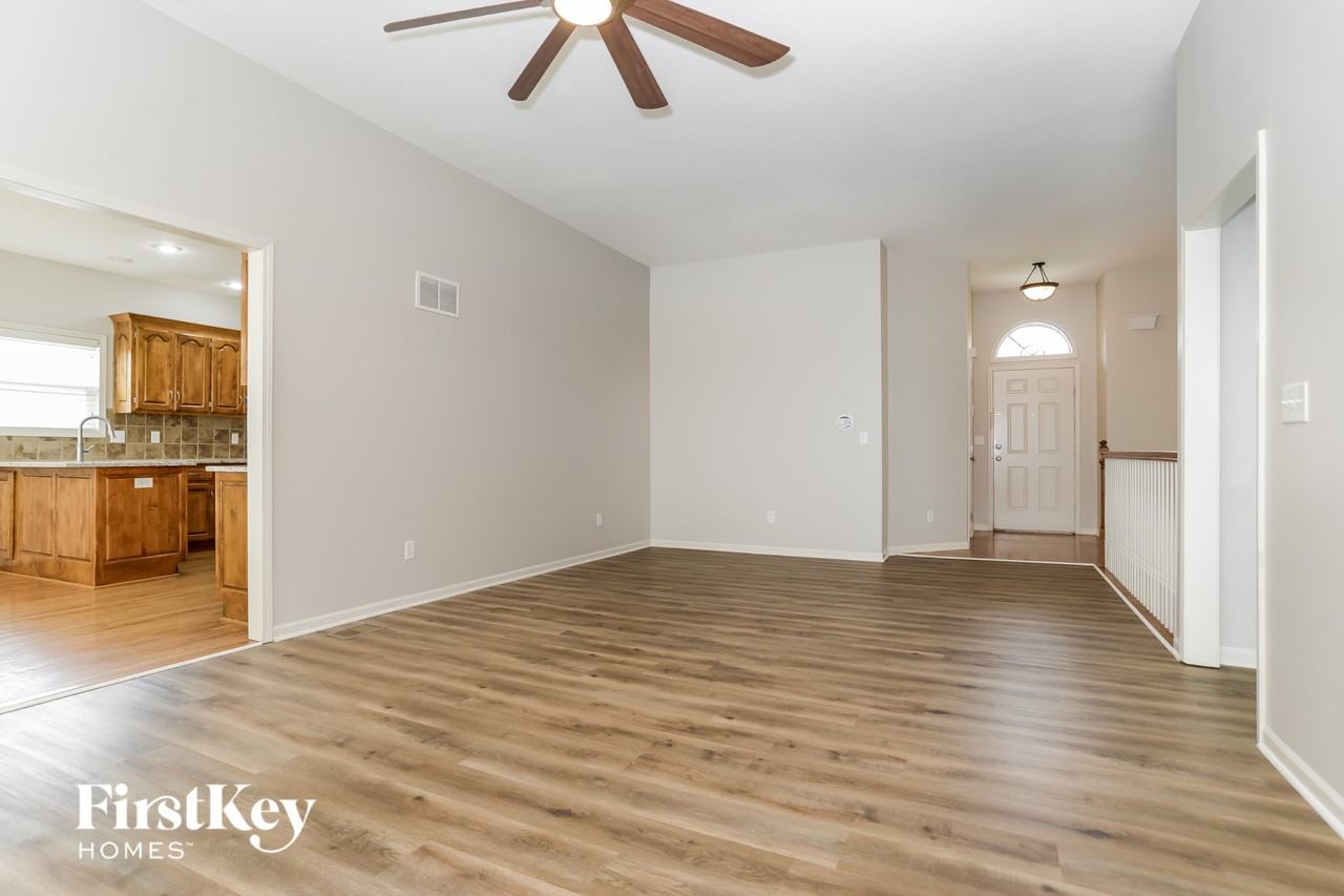 1809 Nw 92nd Ter - Photo 4 of 15