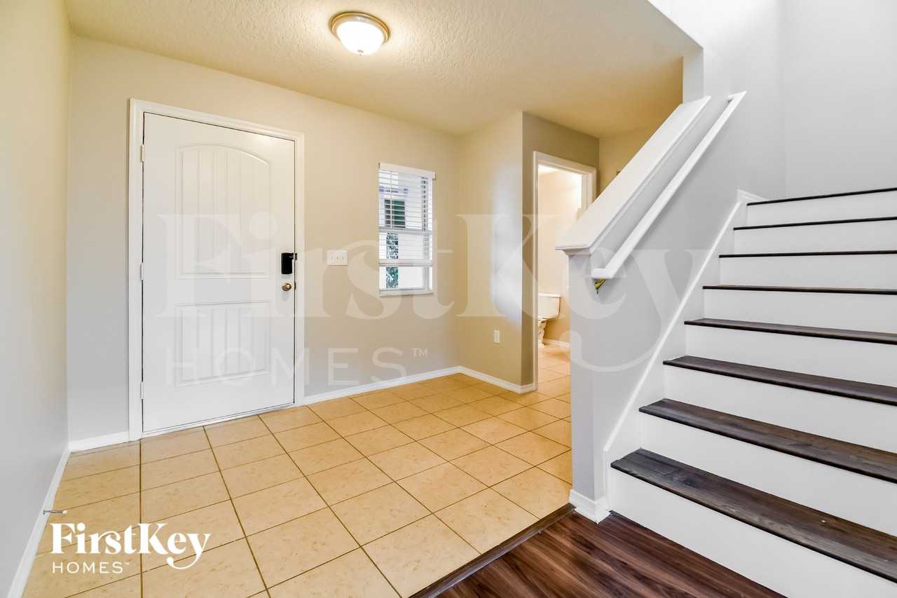 13509 Laranja St - Photo 2 of 19