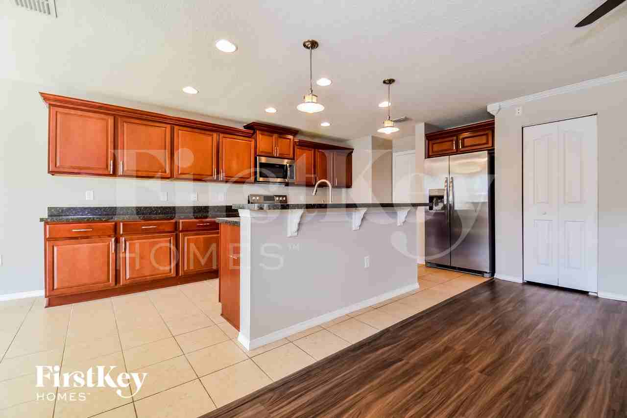 13509 Laranja St - Photo 7 of 19