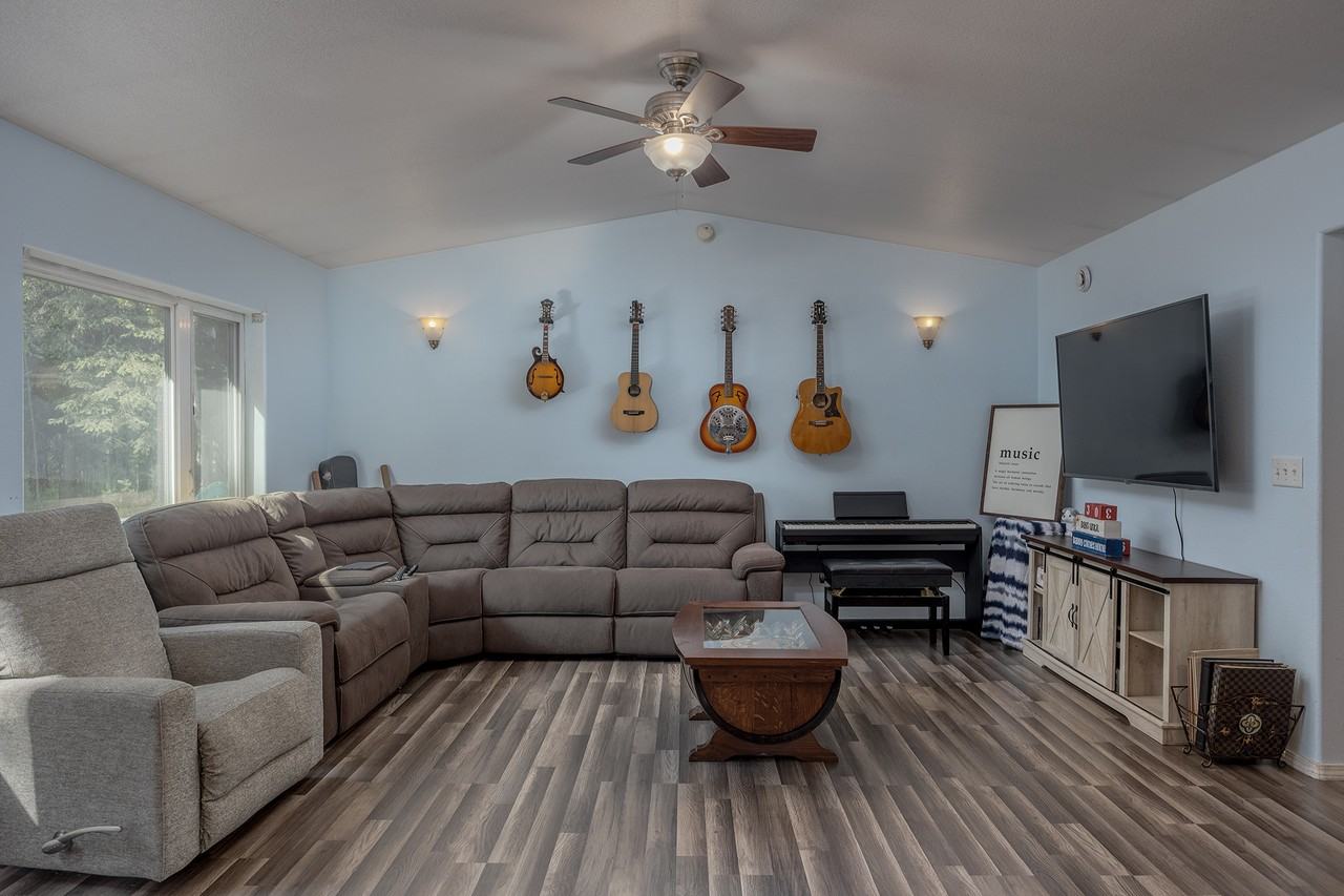 2331 Blue Sparkle Dr #1 - Photo 5 of 43