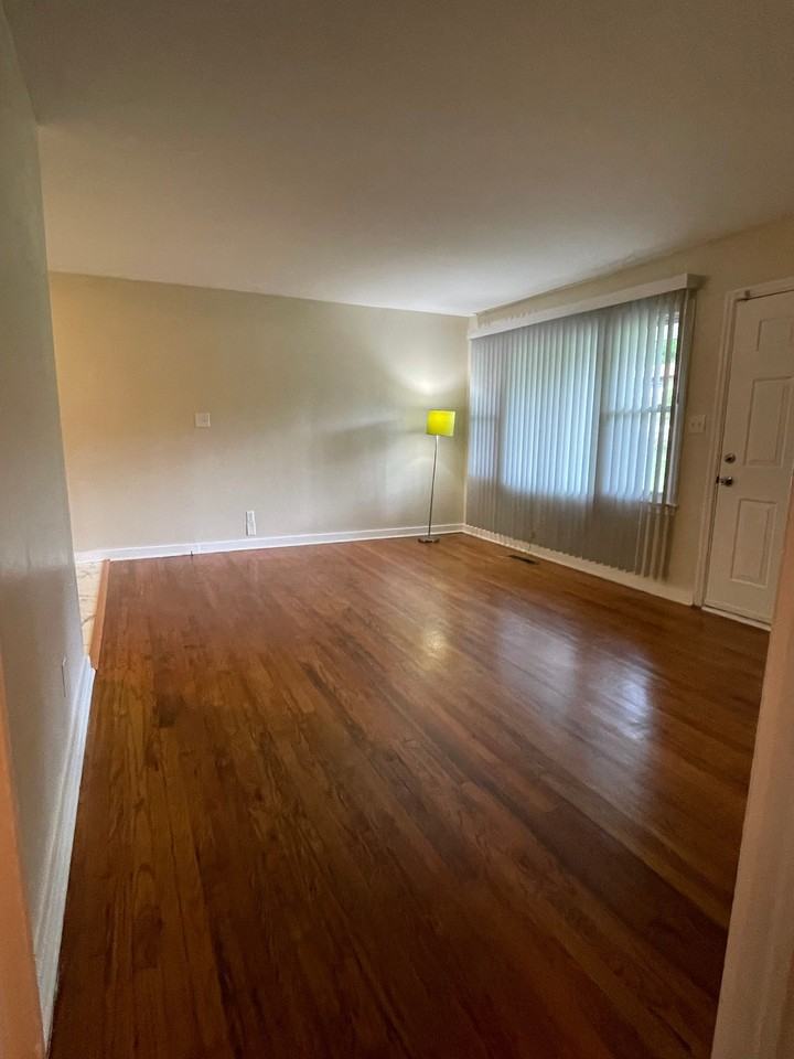 2316 Martin Rd #1 - Photo 2 of 17