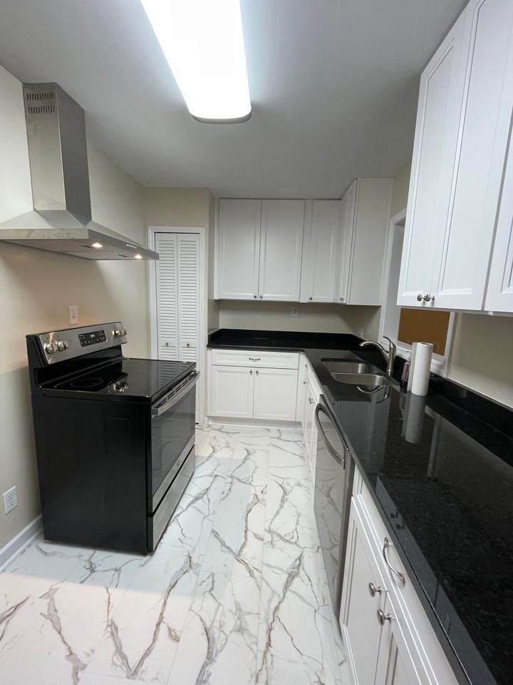 2316 Martin Rd #1 - Photo 3 of 17